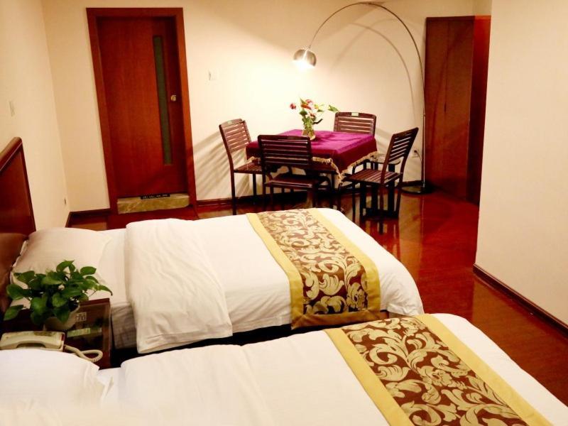 Greentree Inn Guiyang Court Street West Zhongshan Road Subway Station Business Hotel Екстериор снимка