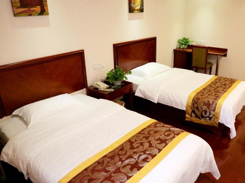 Greentree Inn Guiyang Court Street West Zhongshan Road Subway Station Business Hotel Екстериор снимка