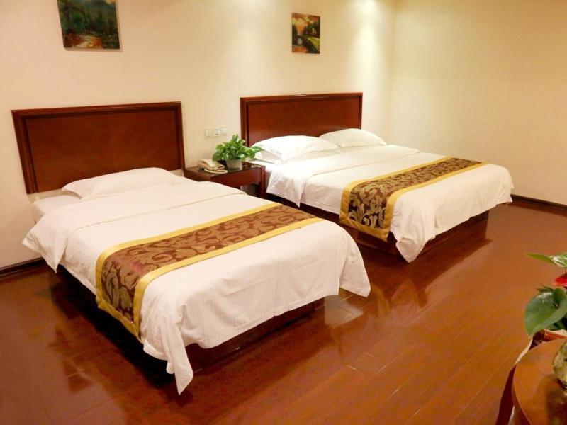 Greentree Inn Guiyang Court Street West Zhongshan Road Subway Station Business Hotel Екстериор снимка