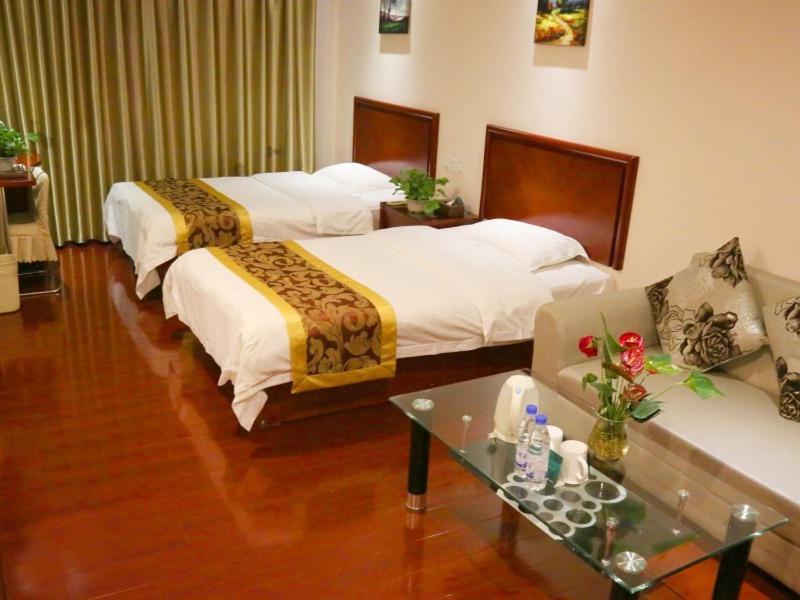 Greentree Inn Guiyang Court Street West Zhongshan Road Subway Station Business Hotel Екстериор снимка