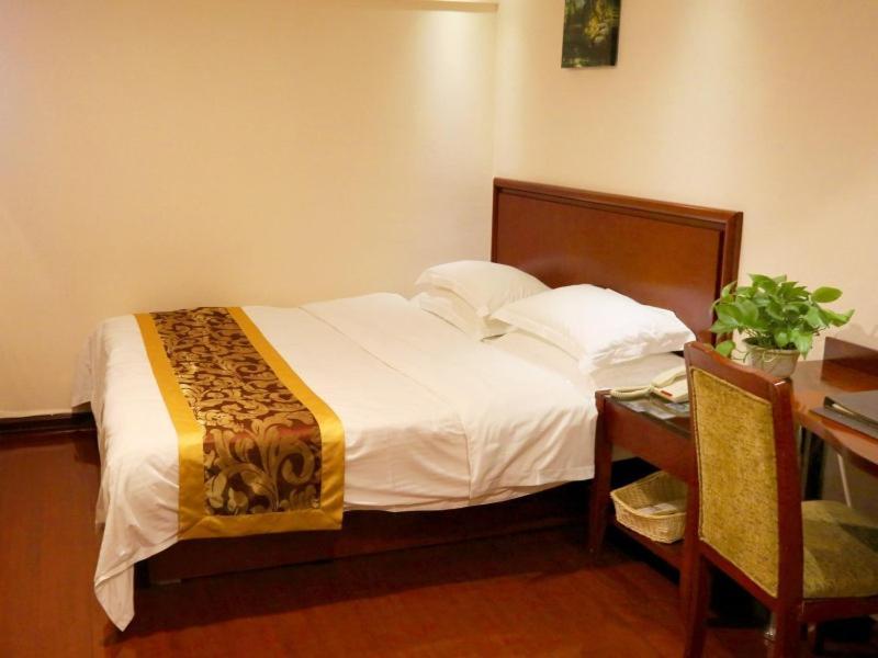 Greentree Inn Guiyang Court Street West Zhongshan Road Subway Station Business Hotel Екстериор снимка