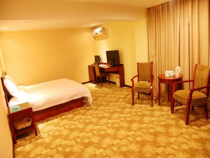 Greentree Inn Guiyang Court Street West Zhongshan Road Subway Station Business Hotel Екстериор снимка